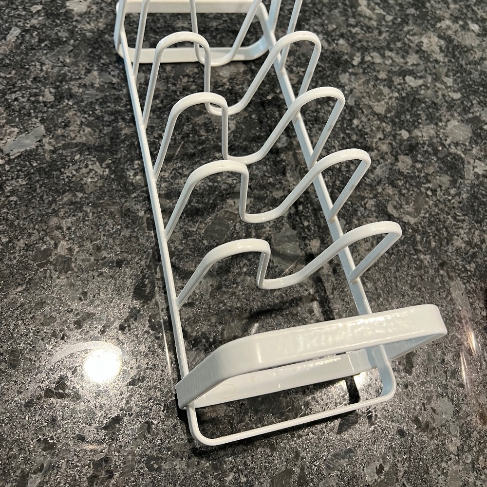 Kitchen pots and pans lid holder cupboard organizer